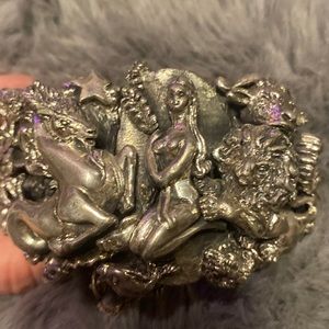 Astrological silver chrome bracket